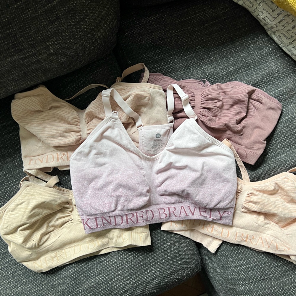 Kindred Bravely Size L Nursing/Pumping Bras